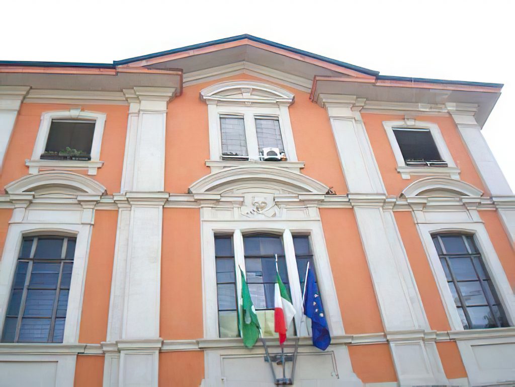 Valutazione della vulnerabilita’ sismica di 4 edifici scolastici nel comune di Cremona