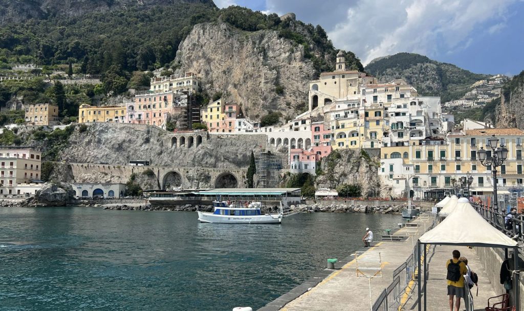 Intervento ripristino mobilita’ delle strade S.S. 163, Via Annunziatella, Via Lungomare dei Cavalieri – Amalfi